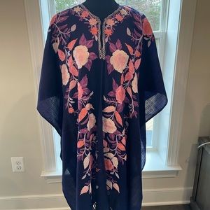 New Kashmiri Embroidery fine wool Cape Shawl, one size fits all. Brand new.